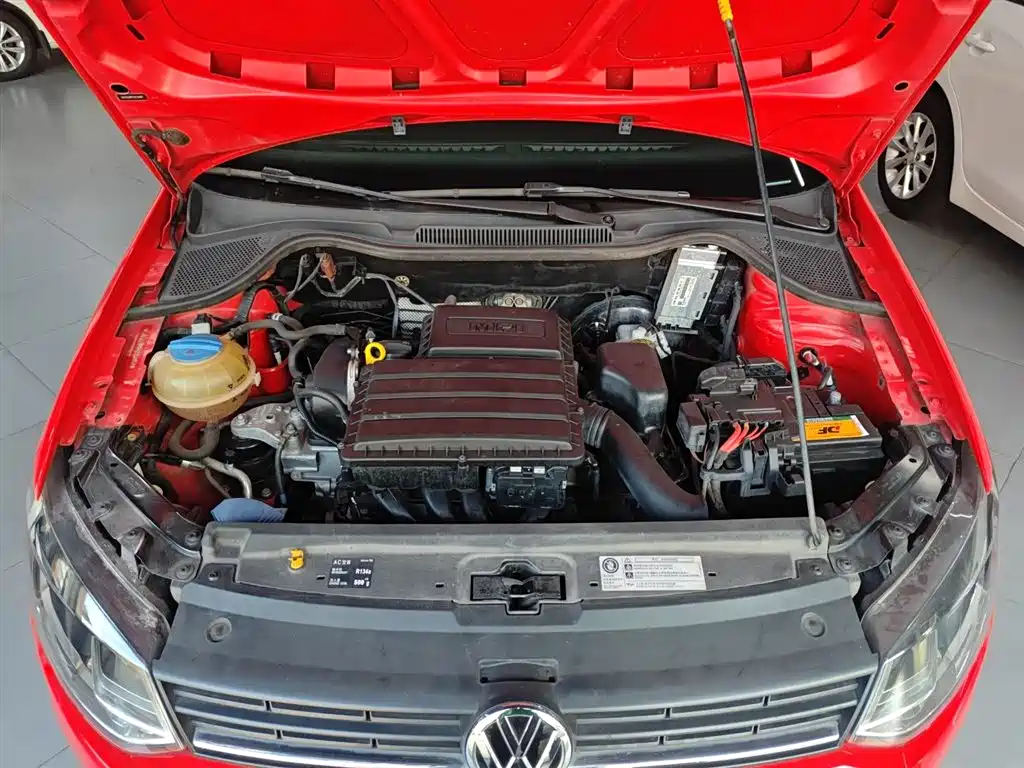 Volkswagen Polo 2016 1.6L Automatic Comfort фото 11
