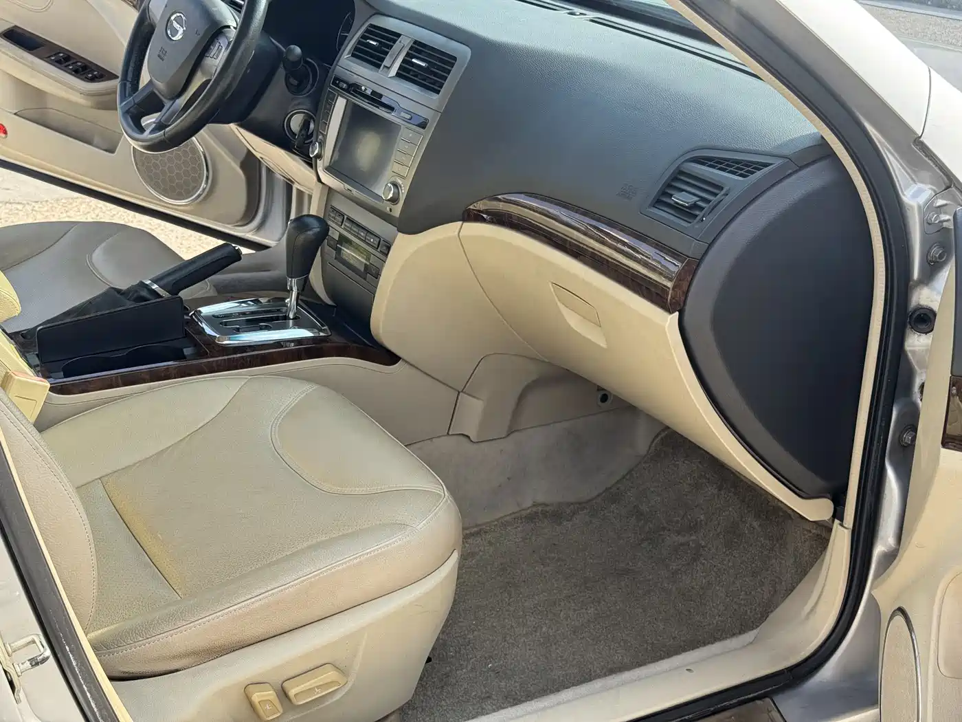 GAC Trumpchi Trumpchi GA5 2011 2.0L Automatic Premium Edition фото 22