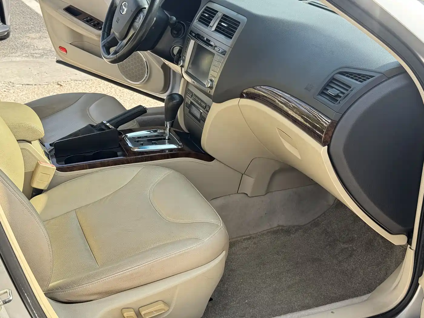 GAC Trumpchi Trumpchi GA5 2011 2.0L Automatic Premium Edition фото 21