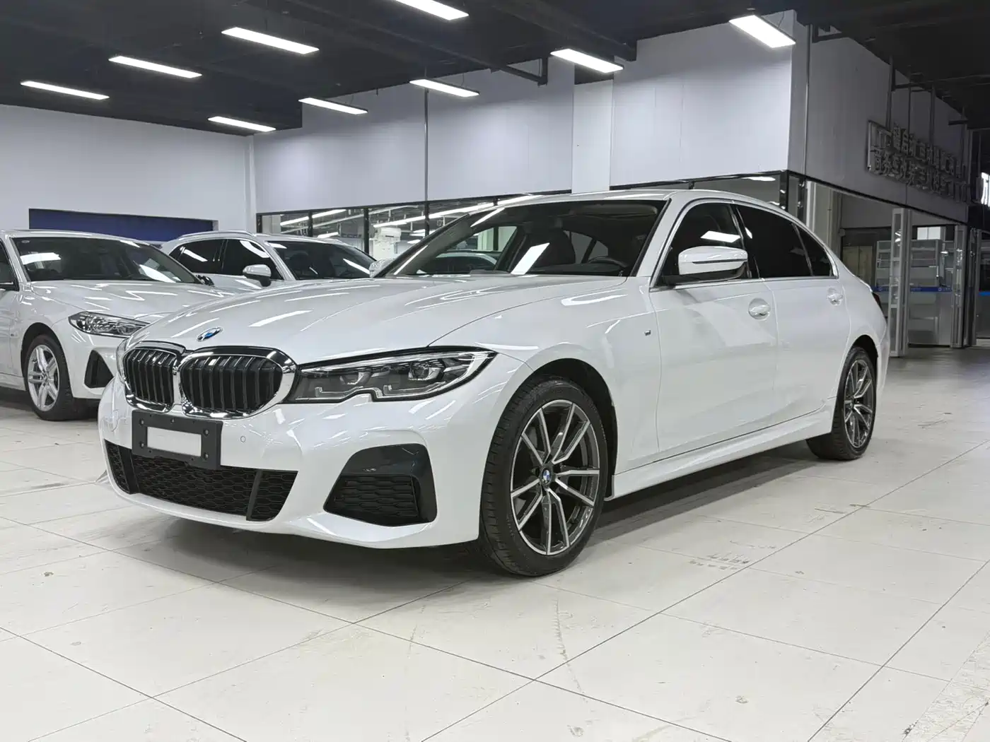 BMW 3 Series 2022 320i Sport Package