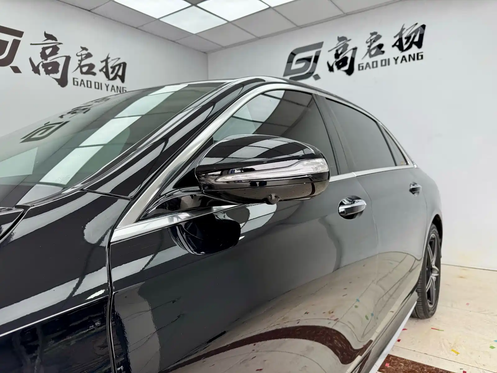 Фото 5 - Mercedes-Benz E-Class