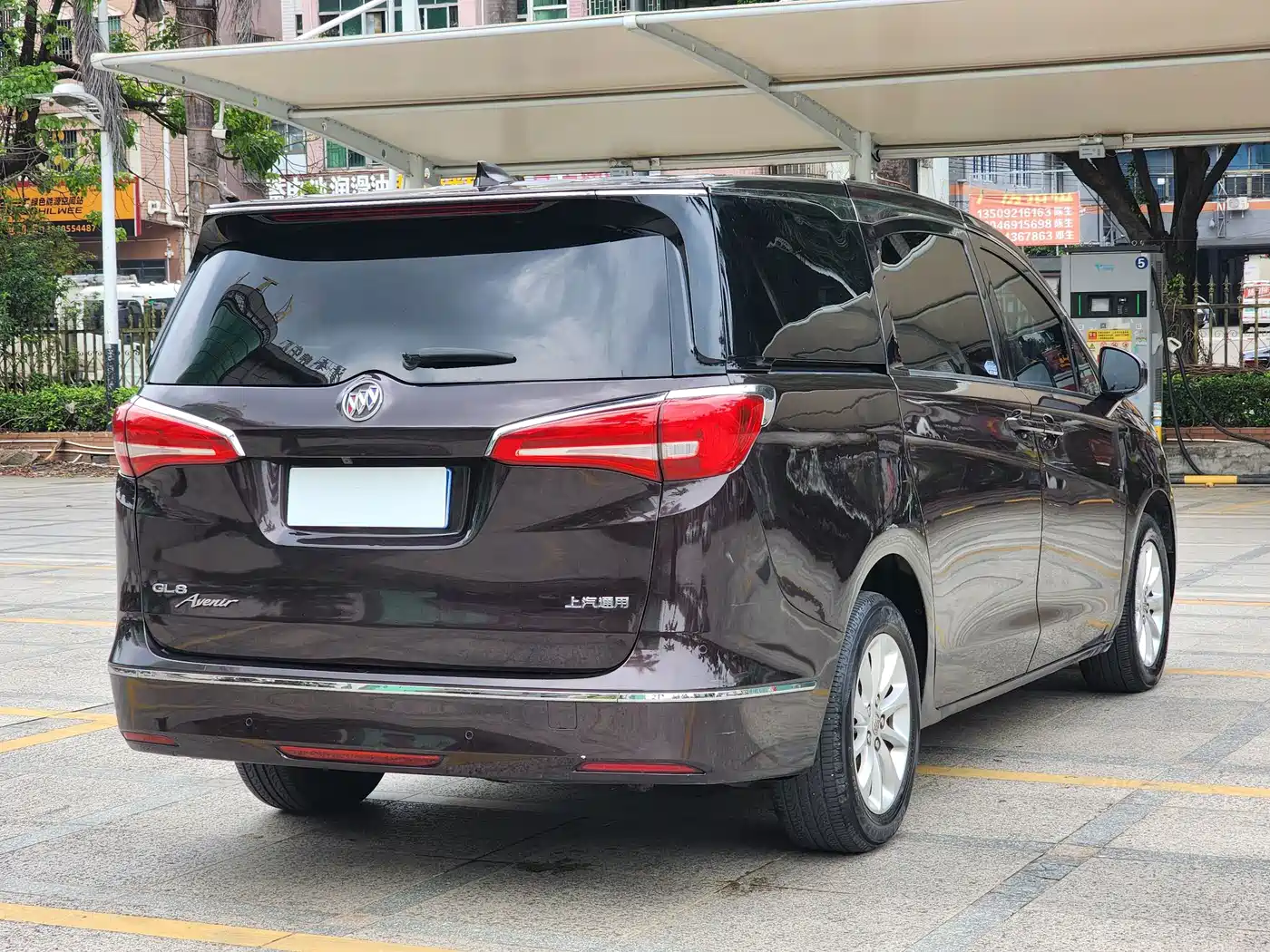 Фото 4 - Buick GL8