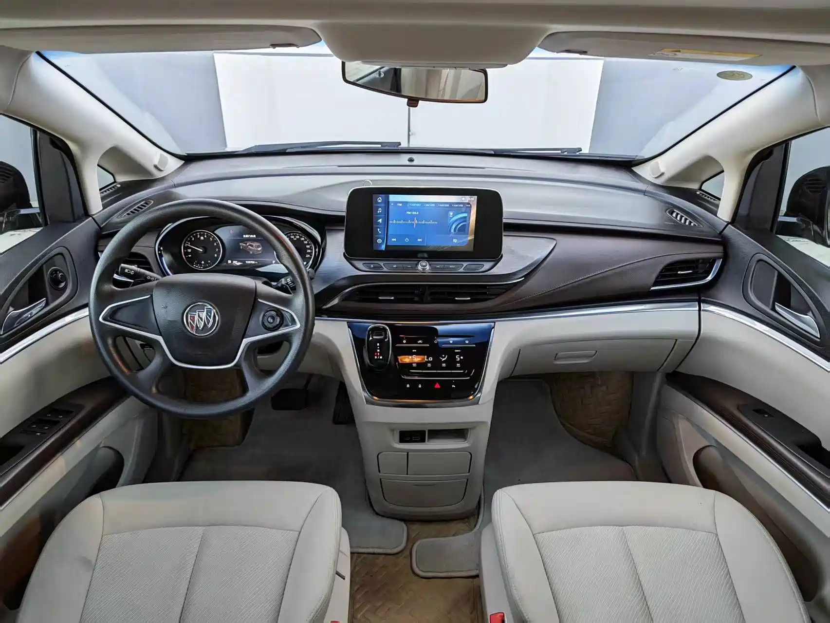 Фото 6 - Buick GL8