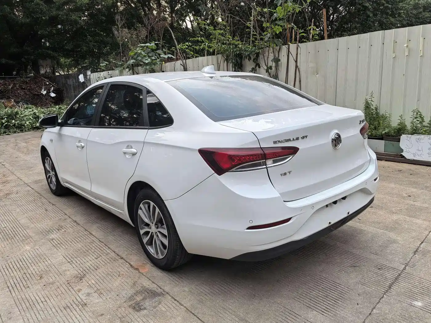 Buick Excelle 2018 18T Automatic Elite фото 4