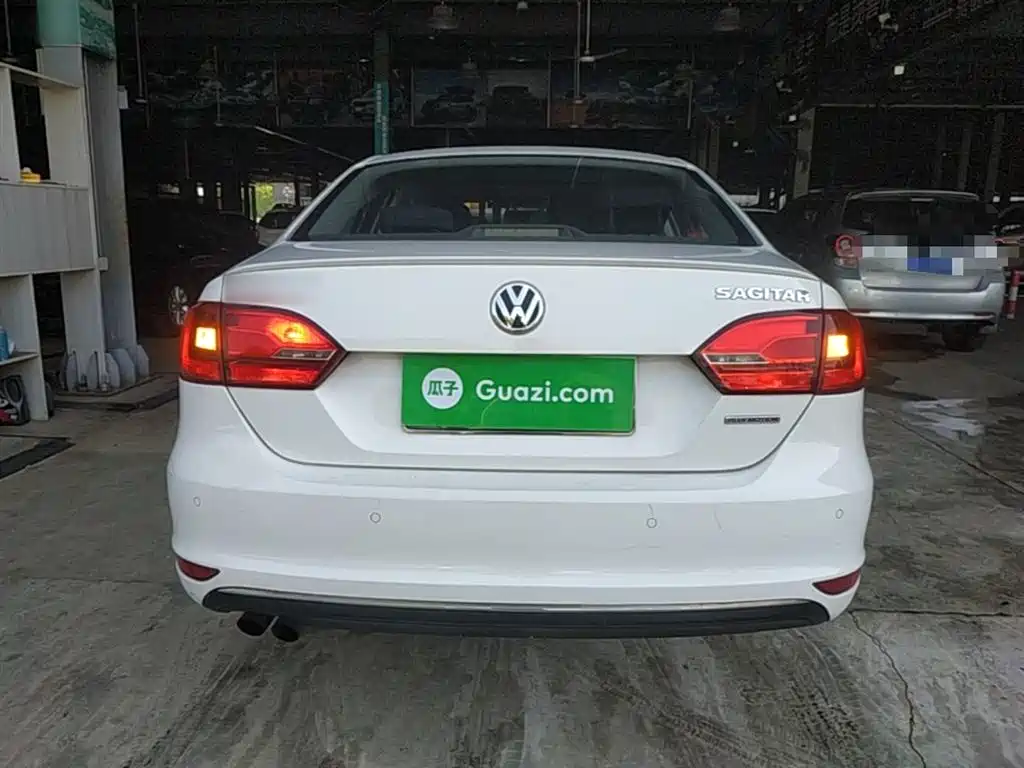 Volkswagen Sagitar 2014 Facelift 1.4TSI BlueMotion фото 6
