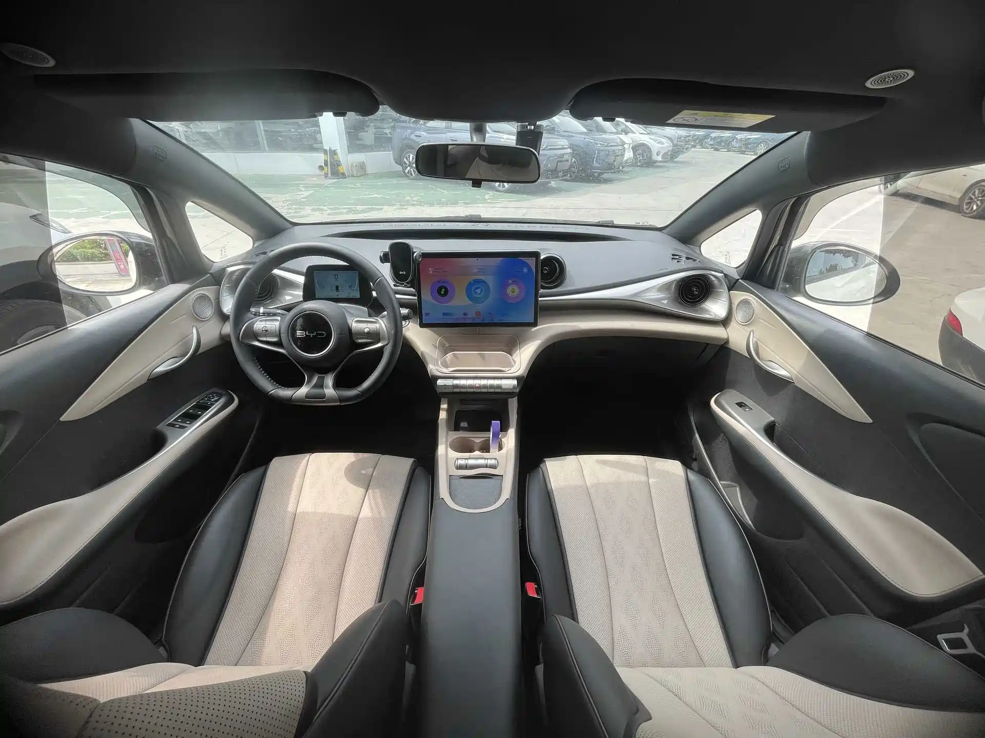 Фото 6 - BYD Dolphin