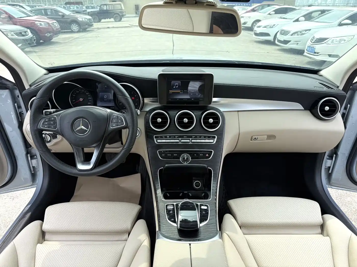 Mercedes-Benz C-Class 2016 2015 Facelift C 180 L Sport