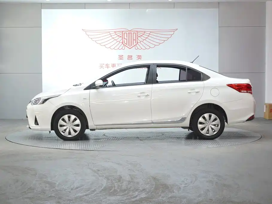 Toyota YARiS L Zhi Xiang 2017 1.5E CVT Charming Edition фото 2