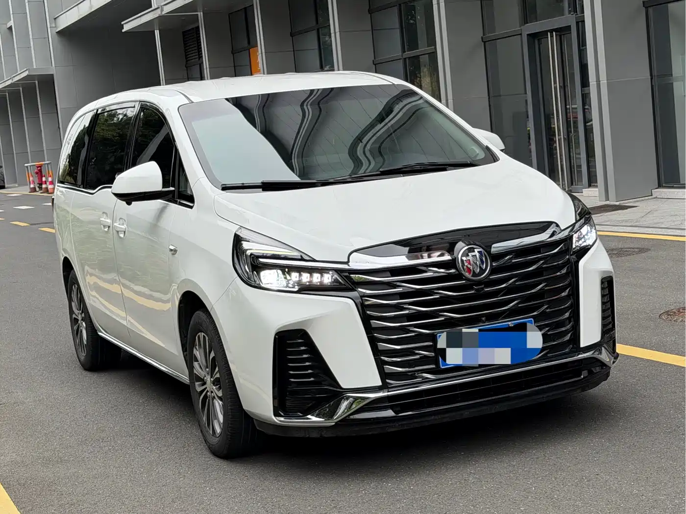Buick GL8 2023 Model Land Business Class Smart фото 3