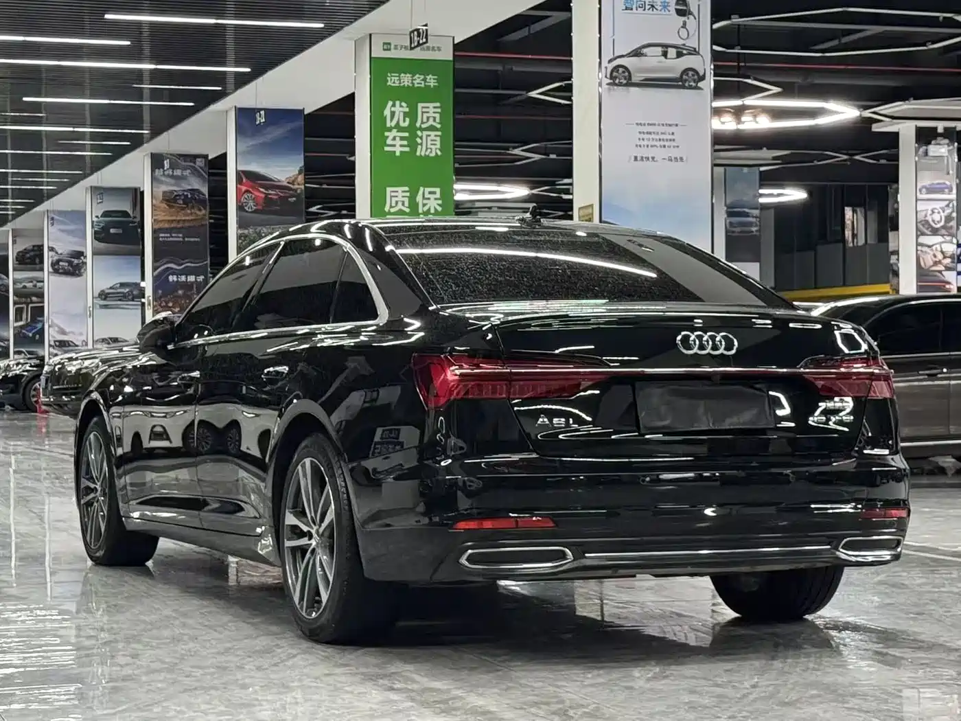 Audi A6L 2021 45 TFSI Exclusive Elegance фото 11
