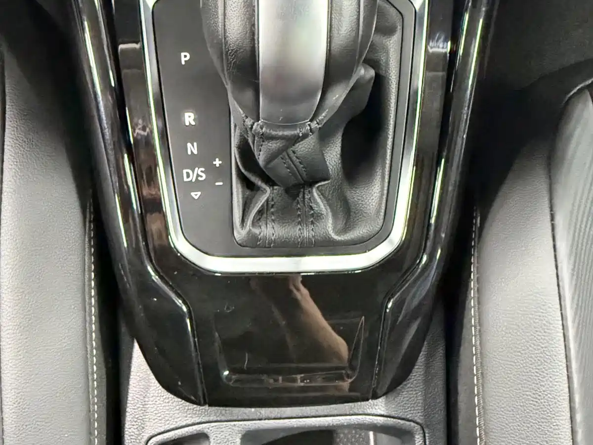 Volkswagen T-ROC 2022 280TSI DSG 2WD Comfort PLUS фото 11