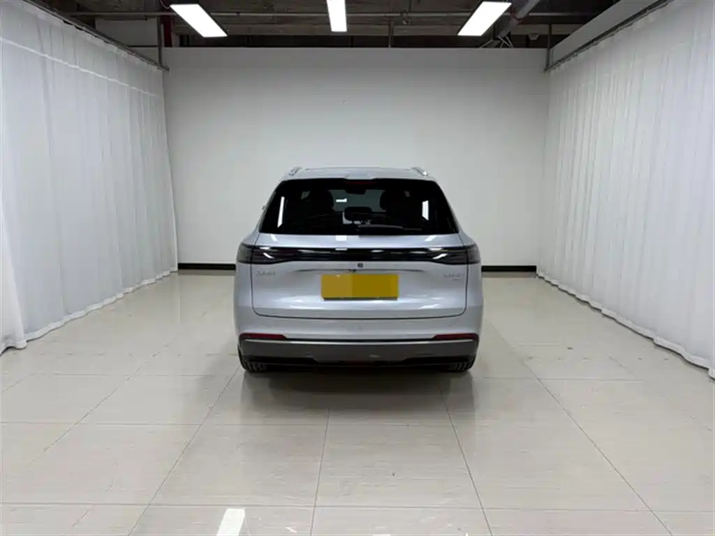 Geely Galaxy Galaxy Starship 7 EM-i 2025 Model 120km Explorer+ Edition фото 5