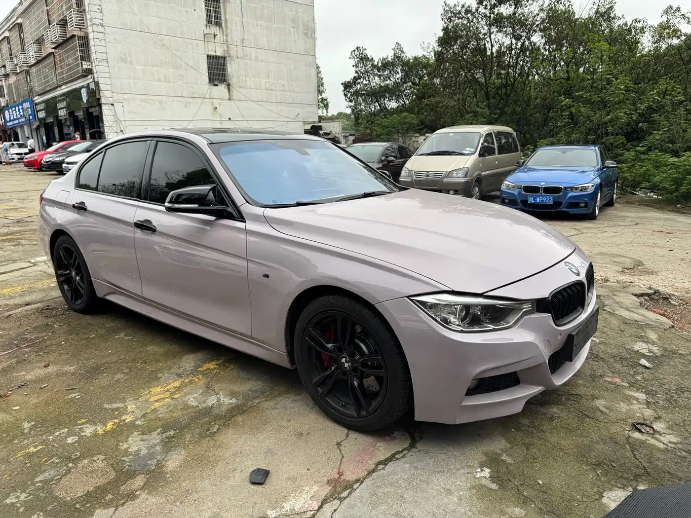 BMW 3 Series 2016 328i M Sport фото 3