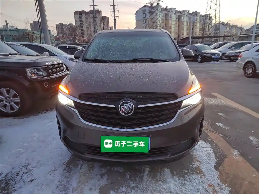 BUICK GL8