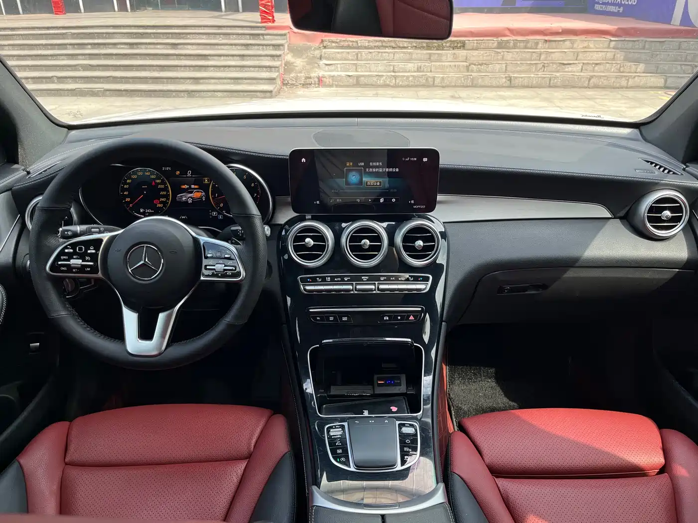 Mercedes-Benz GLC 2021 GLC 300 L 4MATIC Sporty фото 5