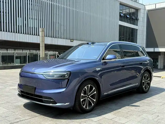 AITO Wenjie AITO M7 2025