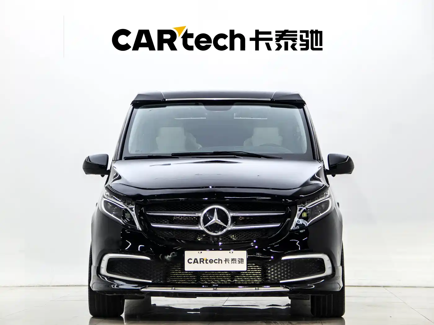 Mercedes-Benz Vito 2023 2.0T Business 7-Seater фото 2