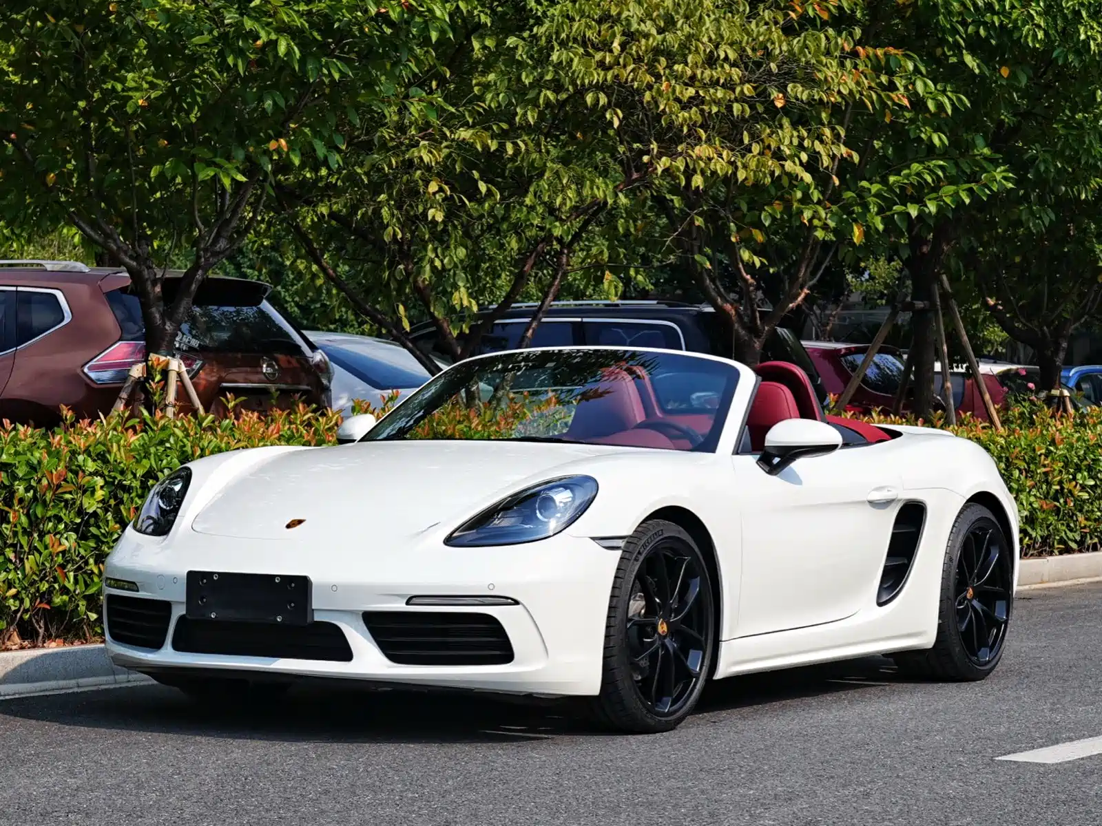 صورة 1 - Porsche 718
