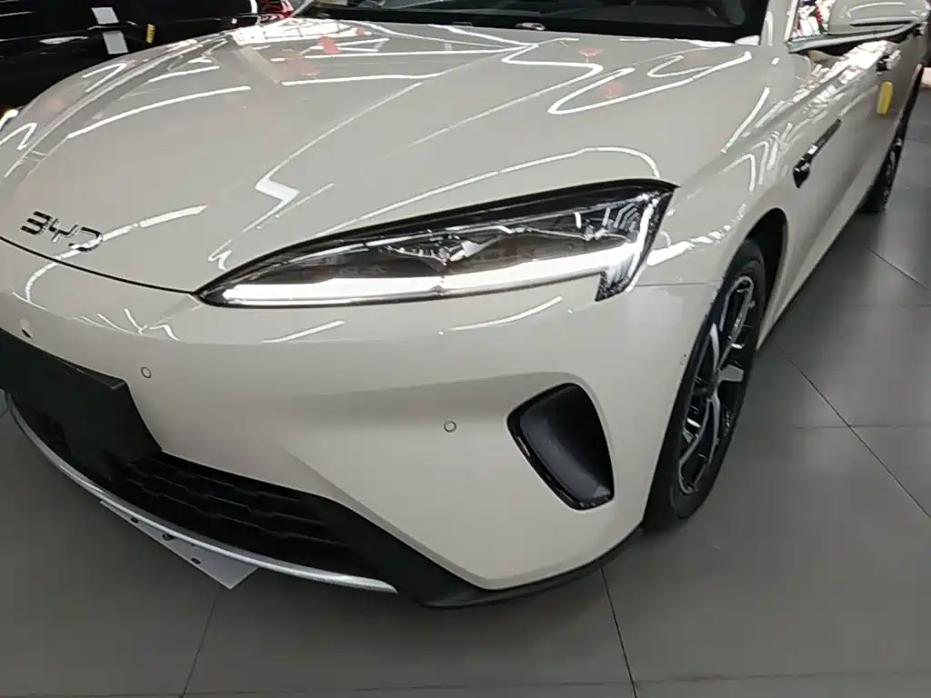 BYD Seal 07 DM-i 2025 2026 DM-i 1.5T 230km Flagship