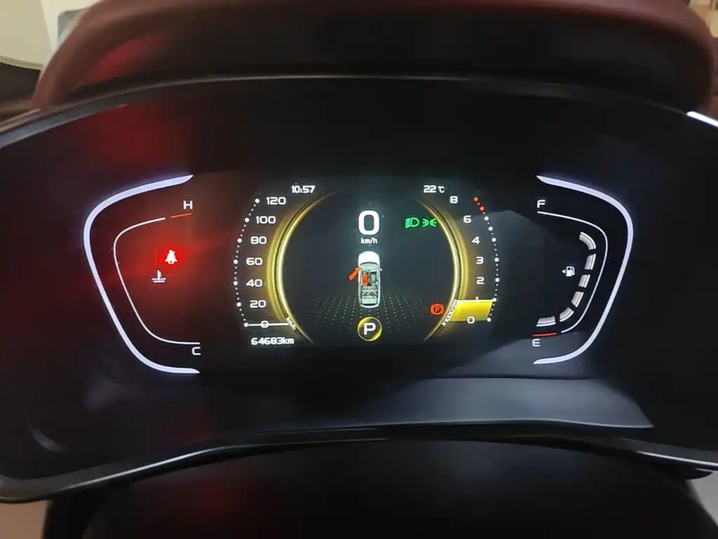 Фото 15 - Geely Coolray