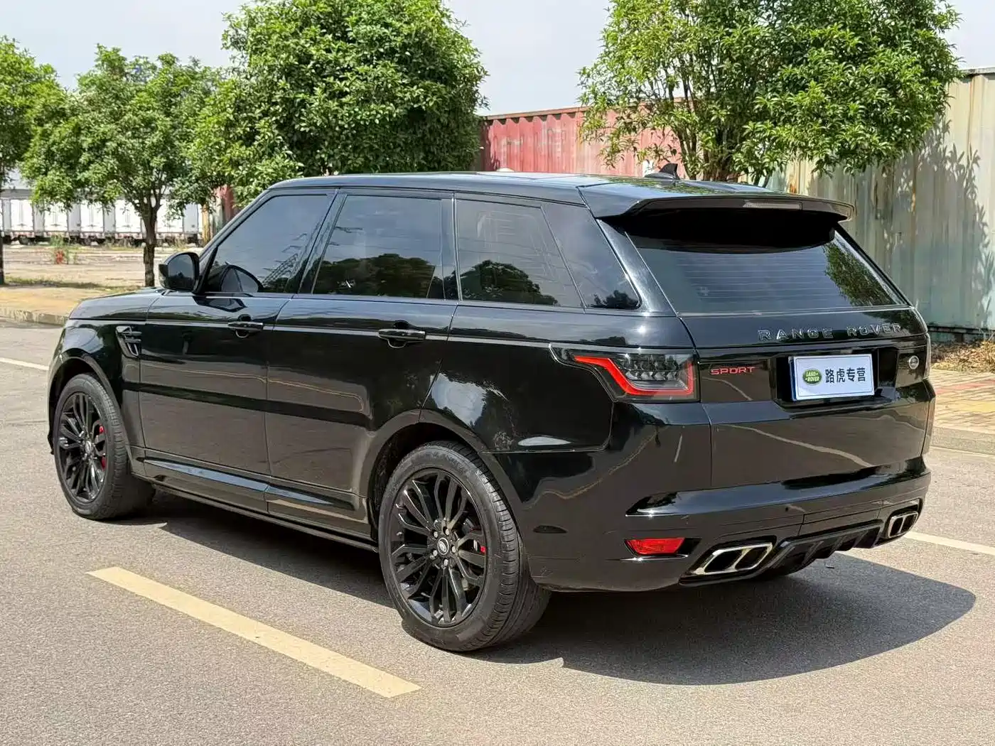 Land Rover Range Rover Sport 2016 Model 3.0 SC V6 SE фото 8
