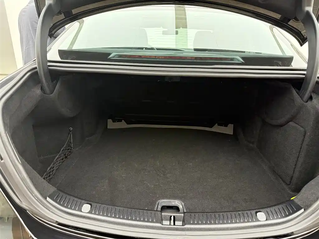 Mercedes-Benz E-Class 2021 Facelift E 300 L Luxury фото 13