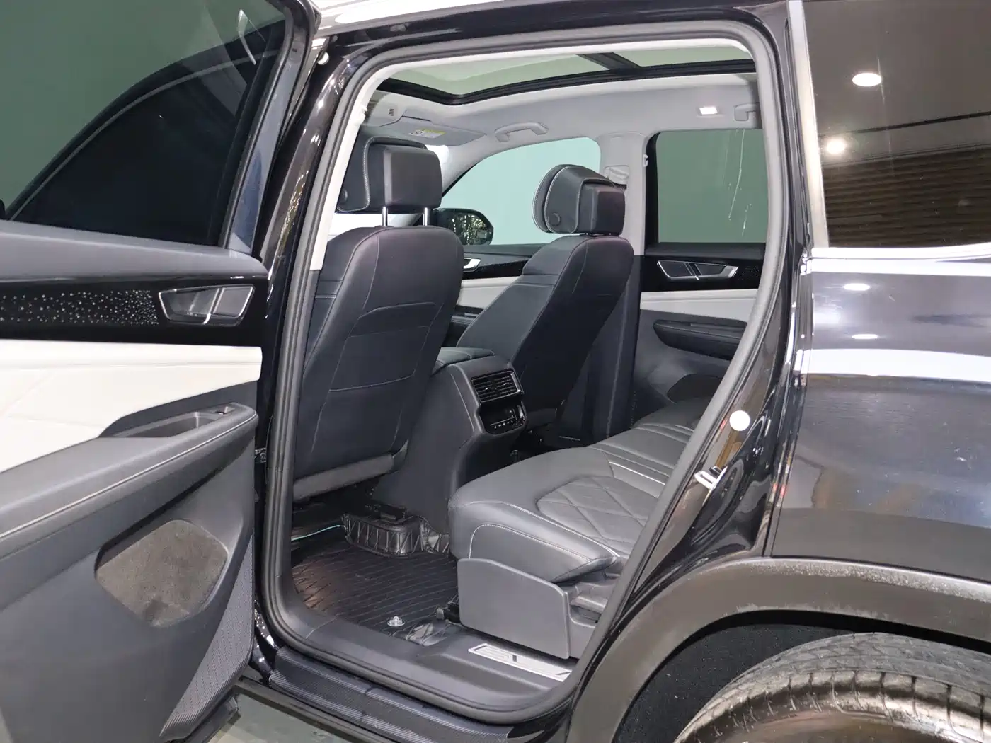 VOLKSWAGEN TOURANG