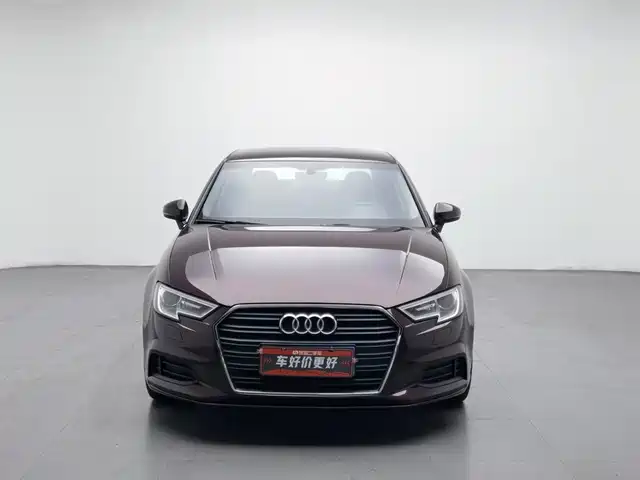 Audi A3 2017 Limousine 35 TFSI Progressive — фото 3