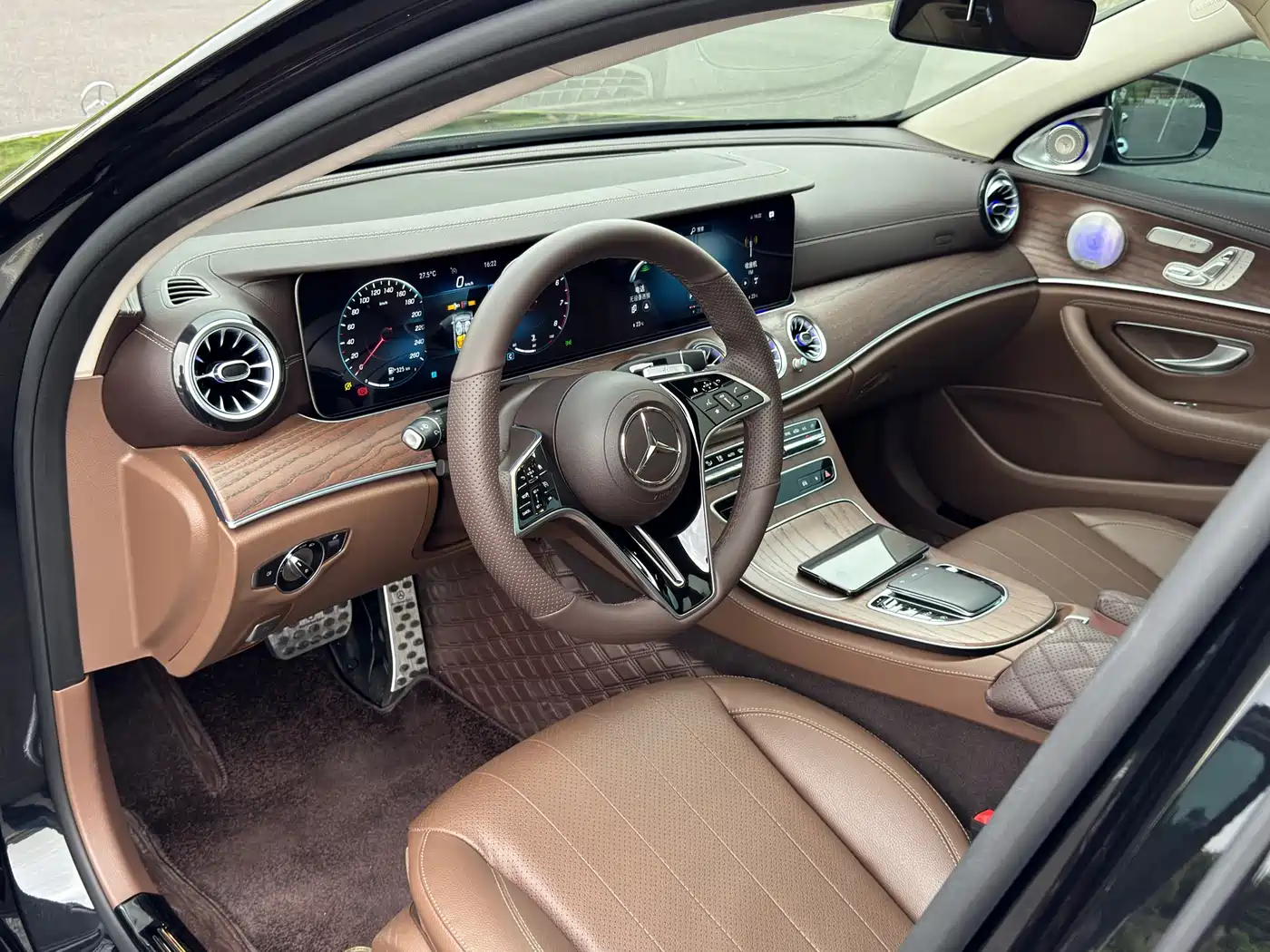 Mercedes-Benz E-Class 2022 Second Facelift E 300 L Luxury фото 9