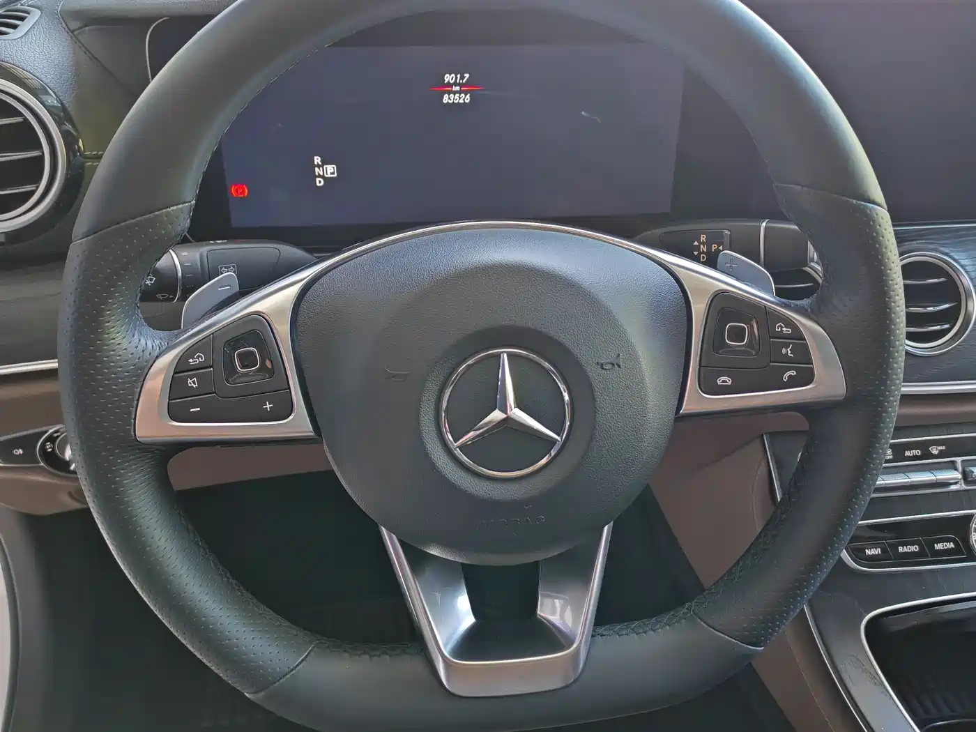 Mercedes-Benz E-Class 2018 Facelift E 200 L Sport 4MATIC фото 15