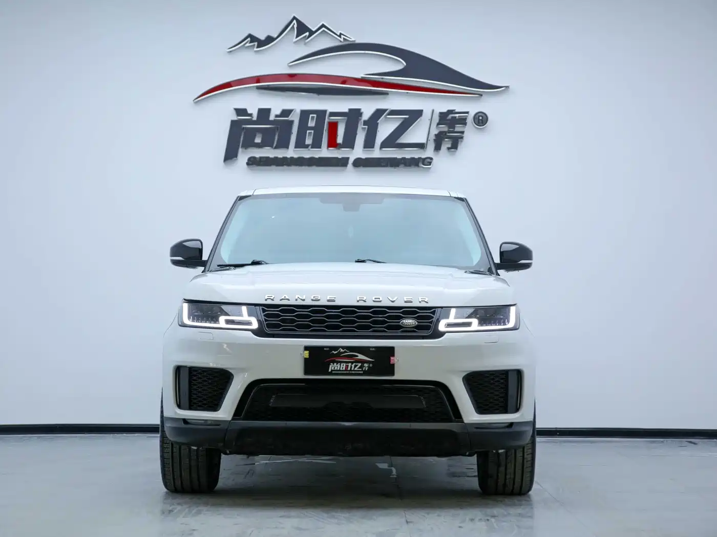 Land Rover Range Rover Sport 2014 3.0 SC V6 HSE DYNAMIC фото 2