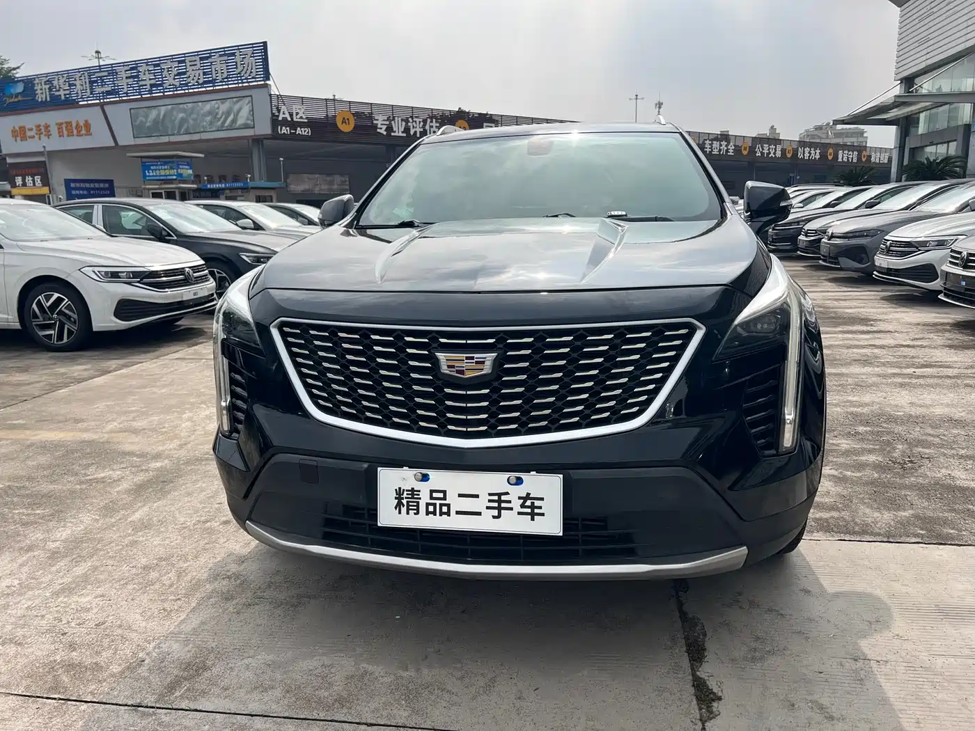 Cadillac XT4 2018 28T FWD Leading Edition фото 2