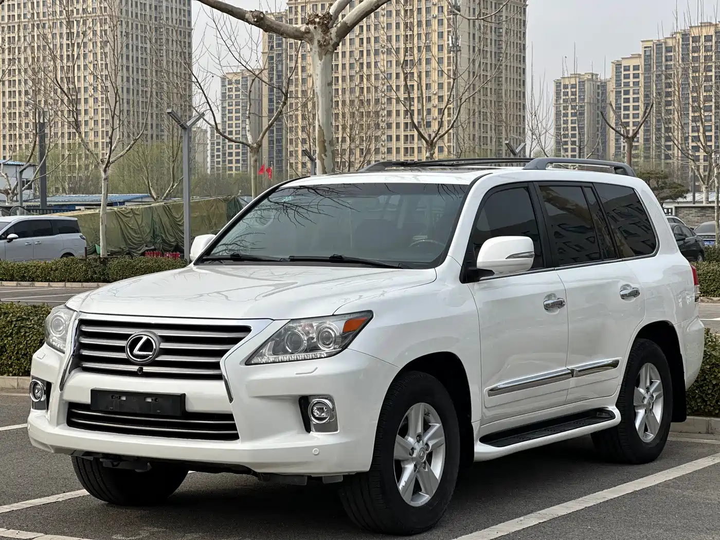 Lexus LX 2013 570