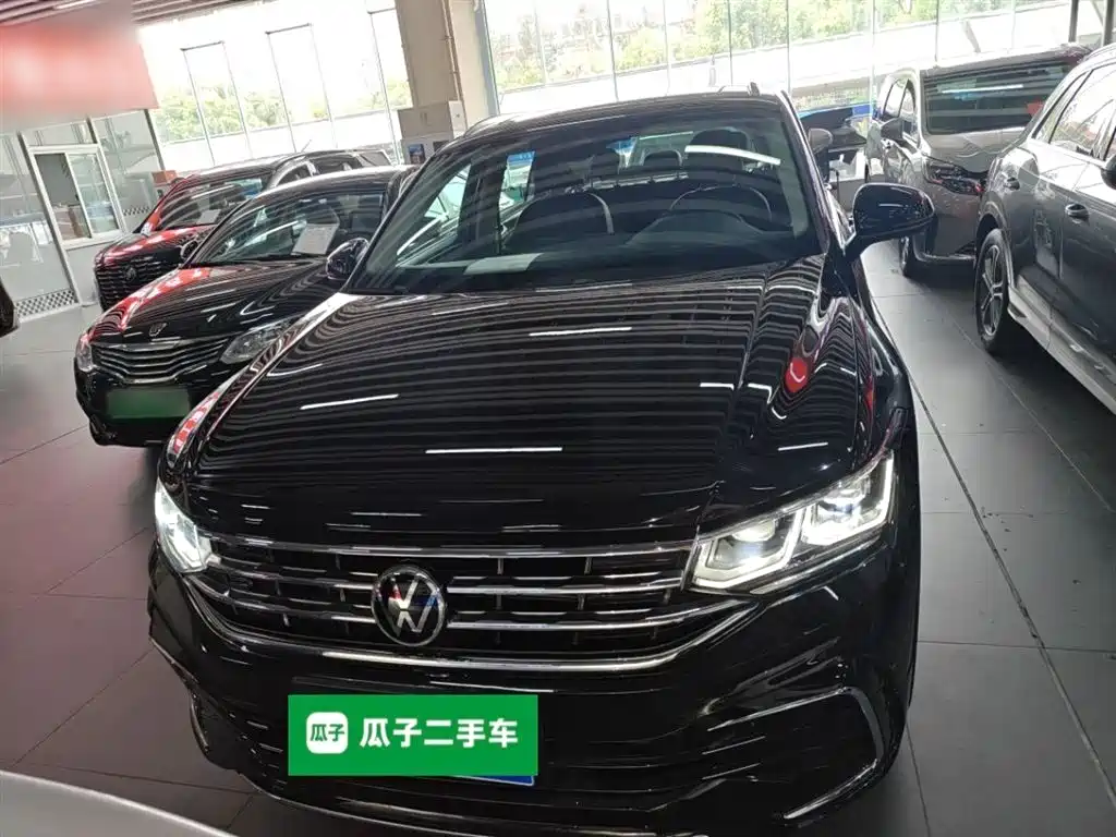 Volkswagen Tiguan X 2023 380TSI 4WD Prestige Flagship фото 3