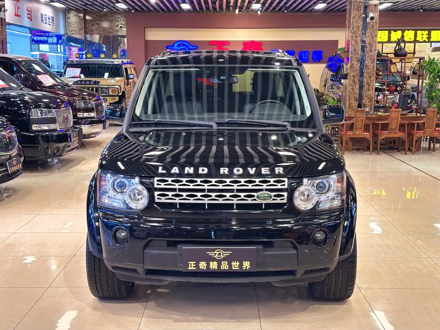 Land Rover Discovery 2010 4.0 V6 HSE Petrol фото 2