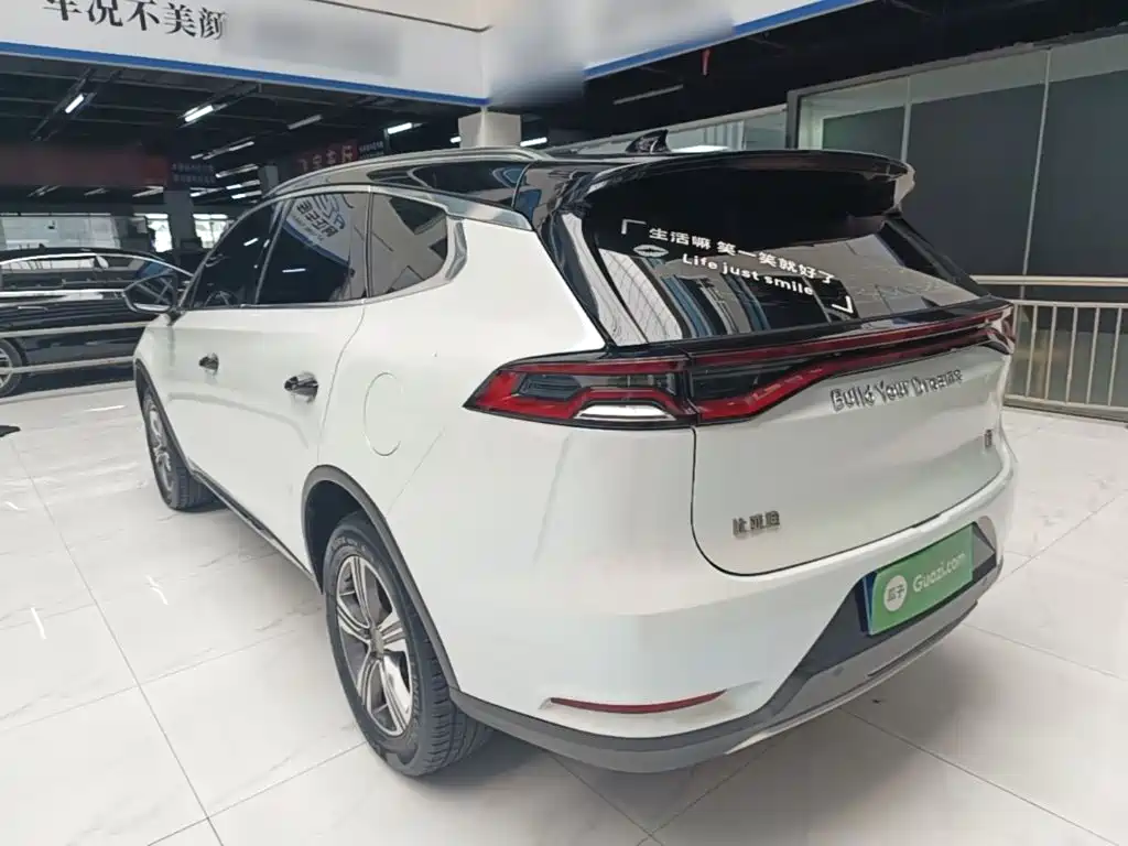 Фото 5 - BYD Tang