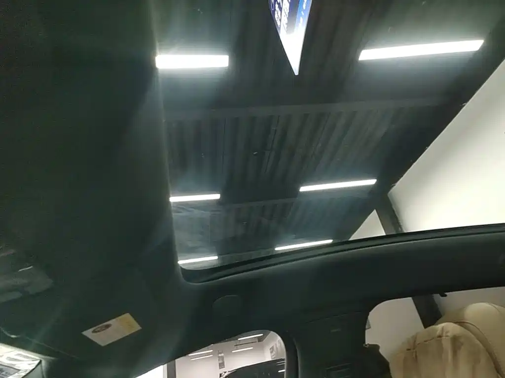 Li Auto i6 2026 2025 4WD Base Model
