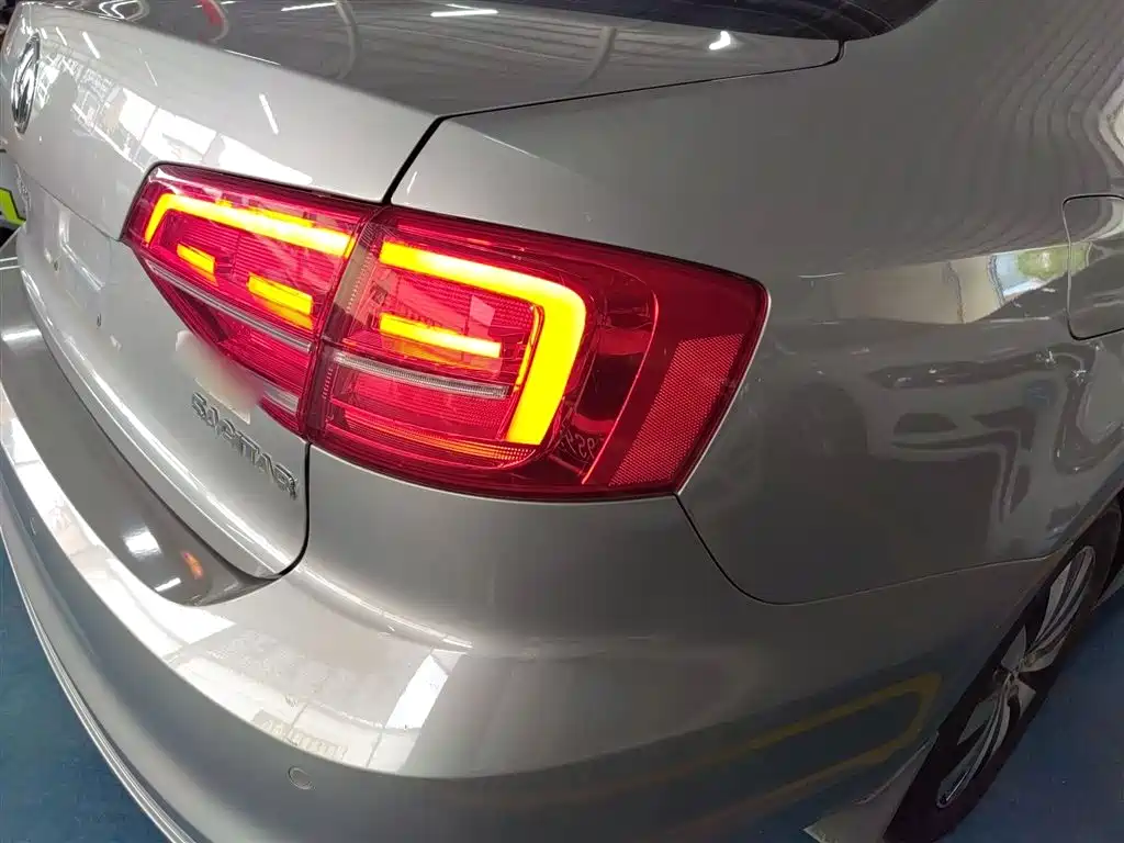 Volkswagen Sagitar 2018 280TSI DSG Comfort фото 8