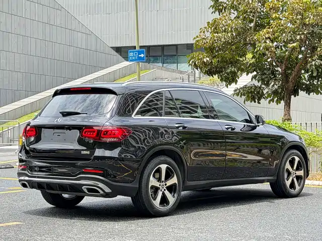 Mercedes-Benz GLC 2022 Facelift GLC 260 L 4MATIC Dynamic — фото 5