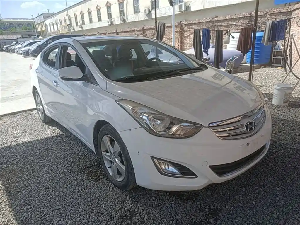 Hyundai Langdong 2013 1.6L Automatic Leading фото 4