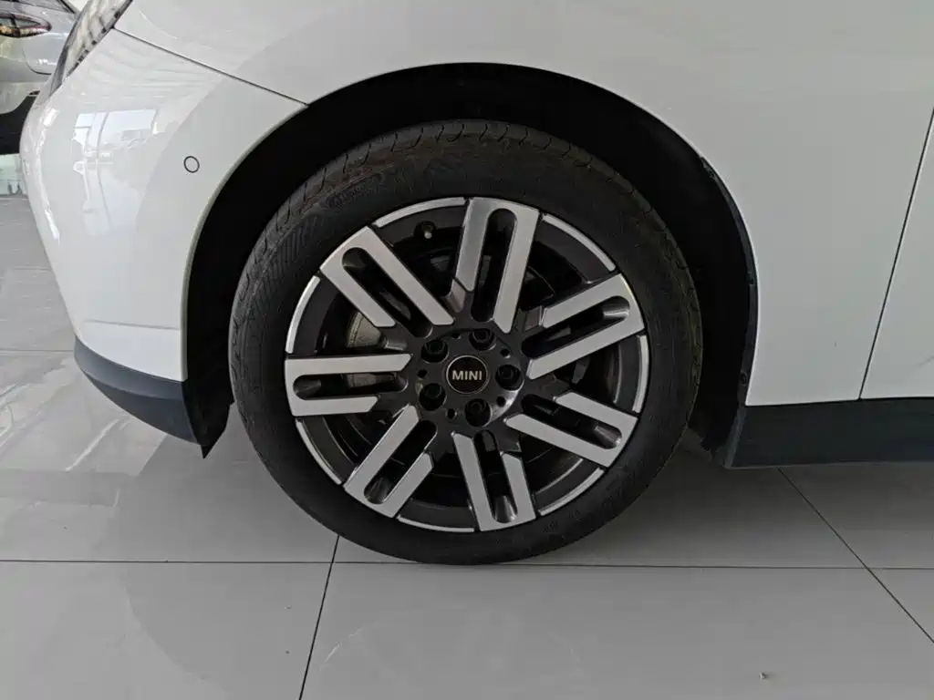 MINI Electric MINI COOPER 2025 2025 Model 456km COOPER E Classic