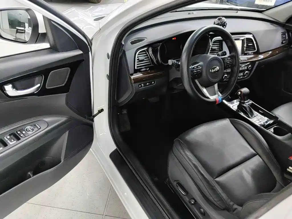 Kia K4 2016 2017 1.8L Automatic DLX Special