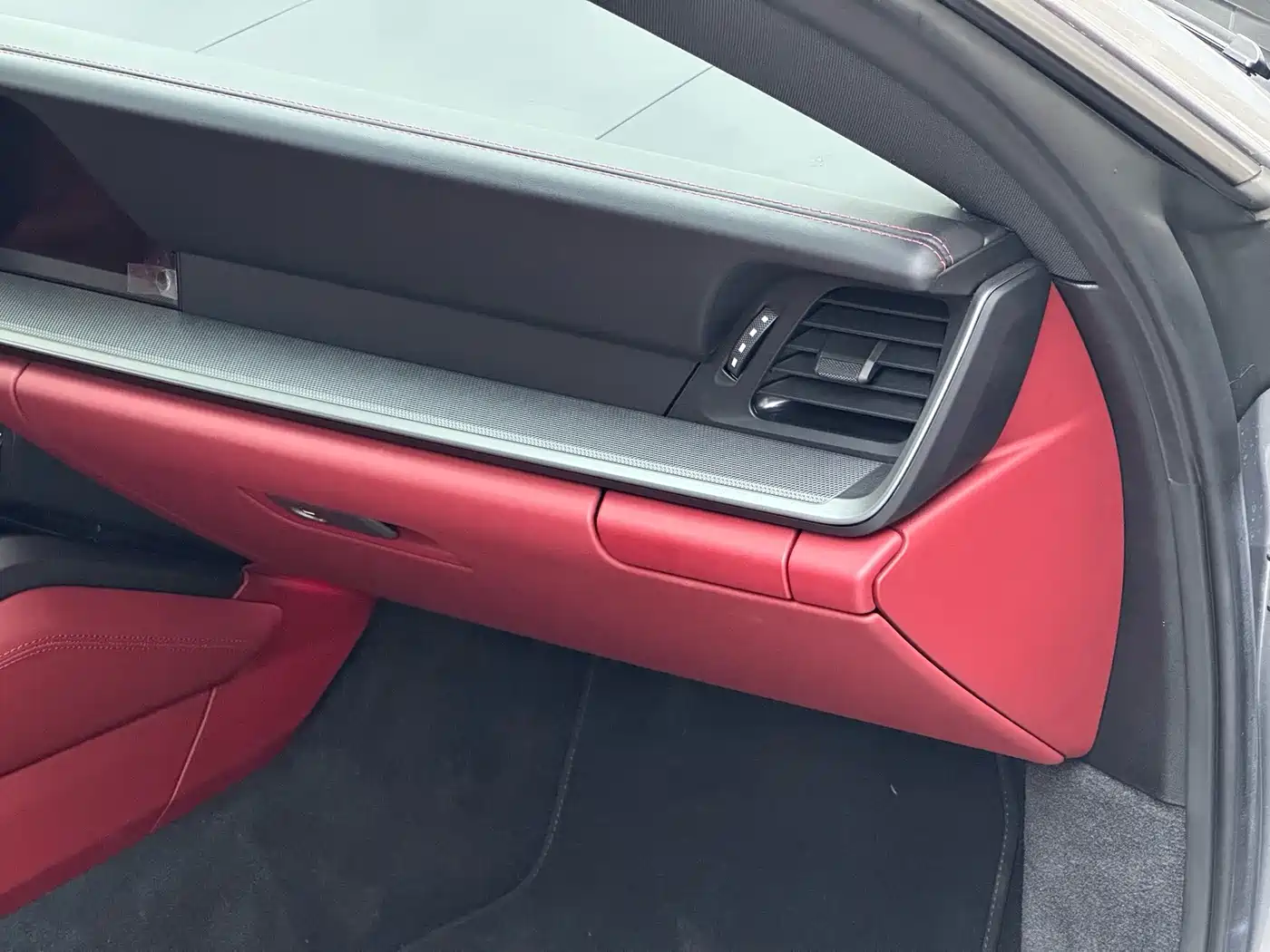 Porsche 911 2022 Carrera 3.0T фото 12
