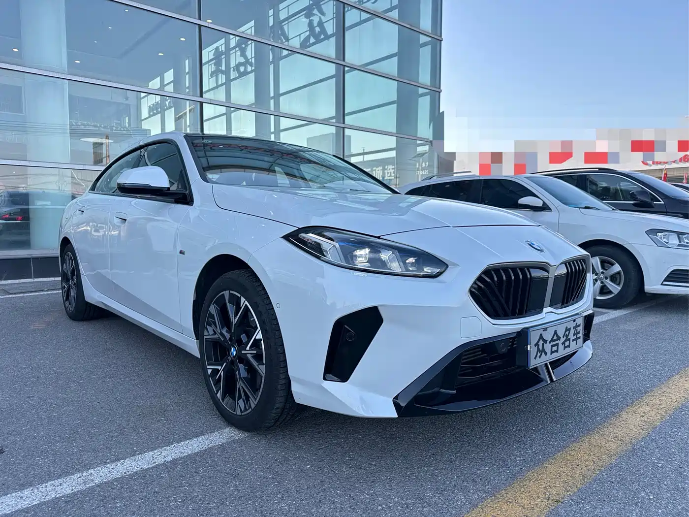 BMW 2 Series 2025 225L M Sport Package фото 3
