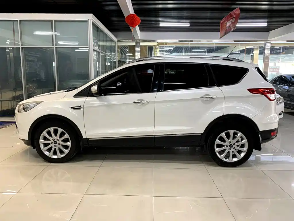 Photo 3 - Ford Kuga