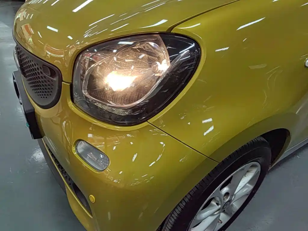 smart forfour 2017 2016 1.0L 52kW Agile Edition