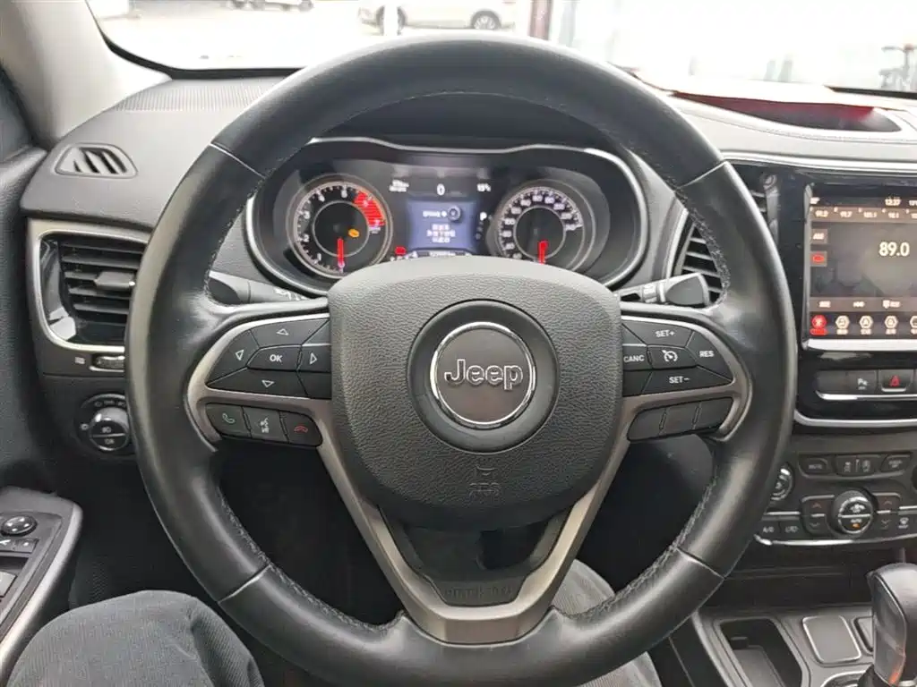 Jeep Cherokee 2019 2019 2.0T 2WD Smart Edition China V