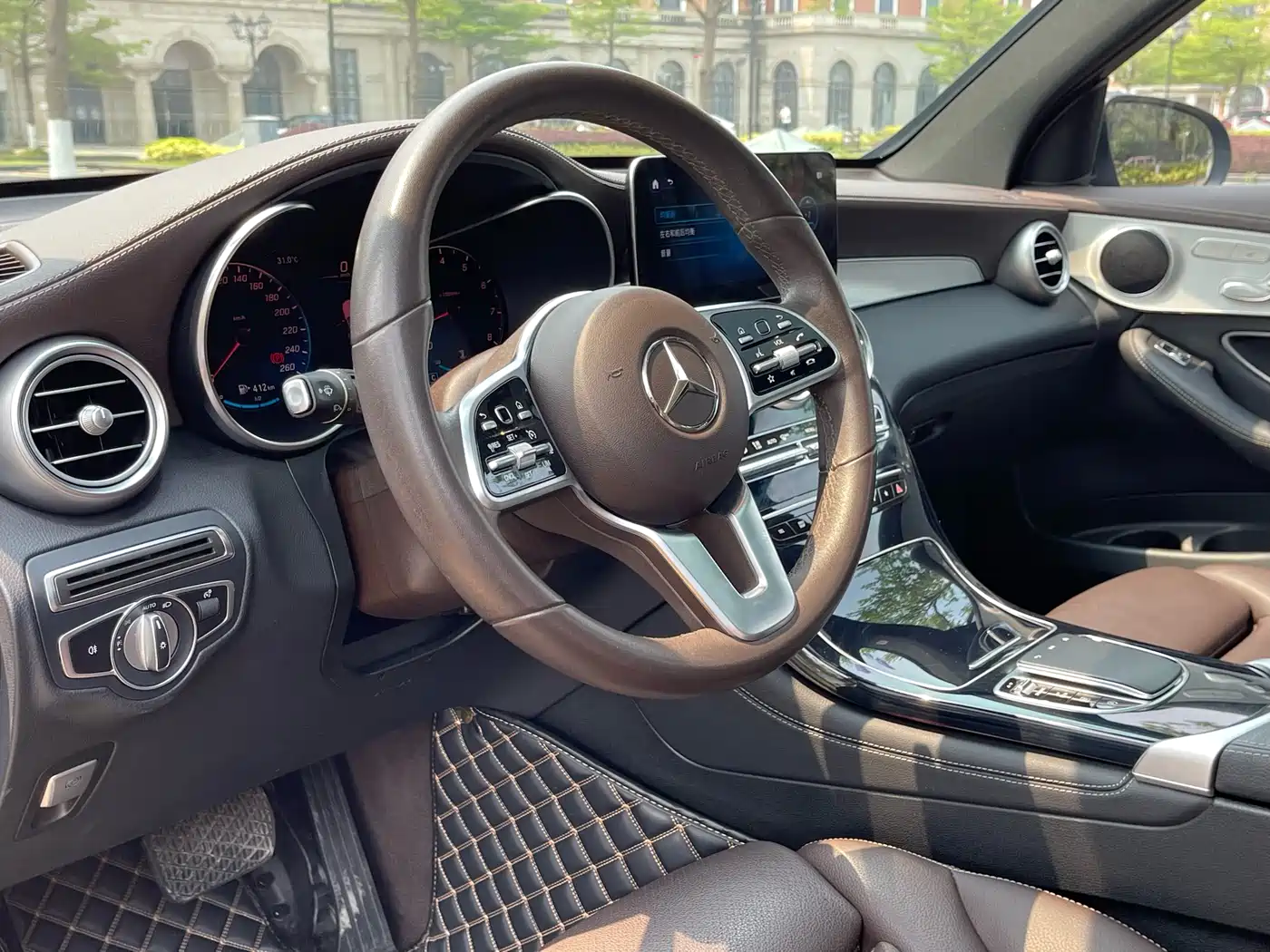 Mercedes-Benz GLC 2021 GLC 260 L 4MATIC Sporty фото 23