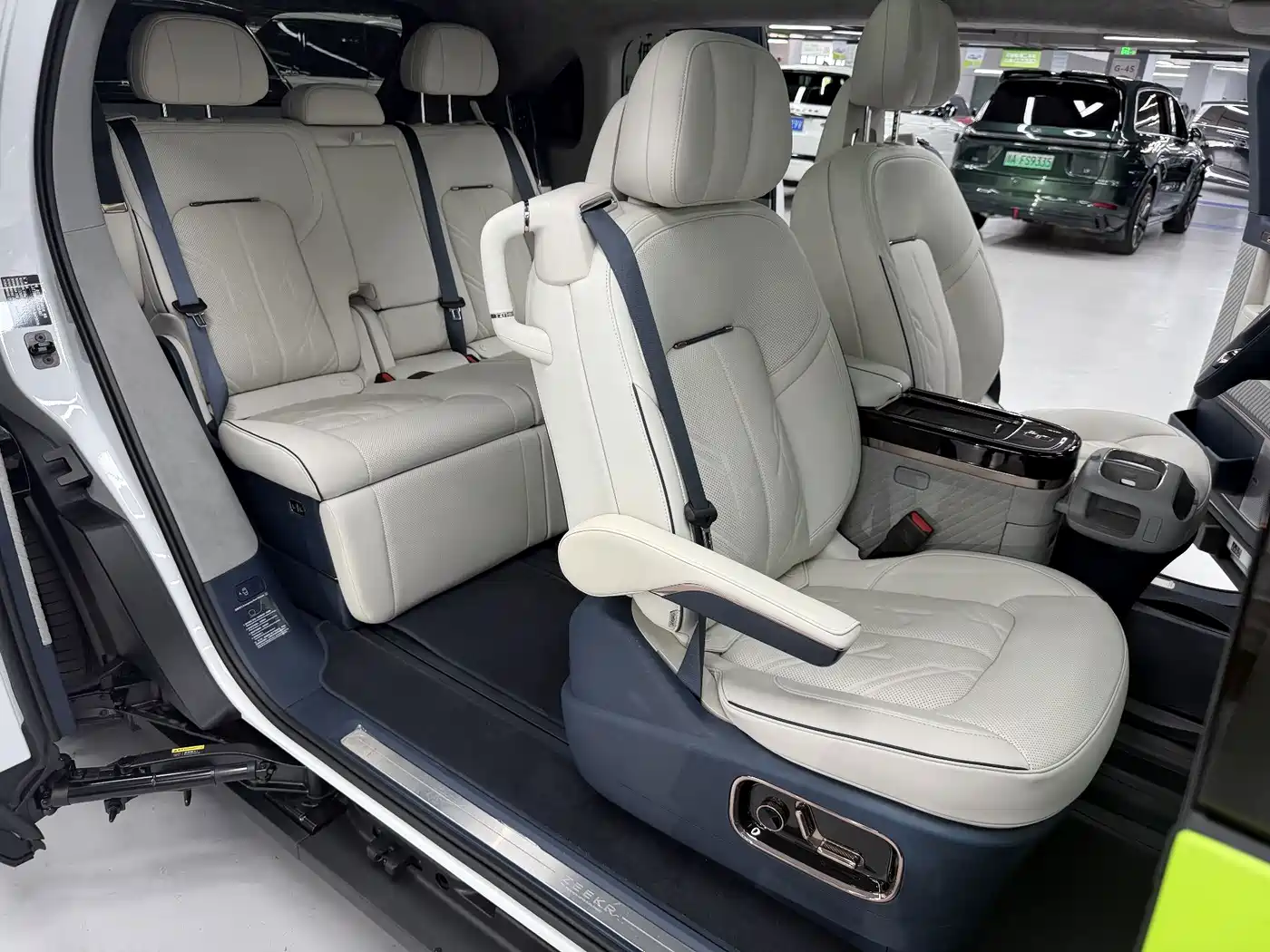 ZEEKR MIX 2025 2025 Smart Driving Edition