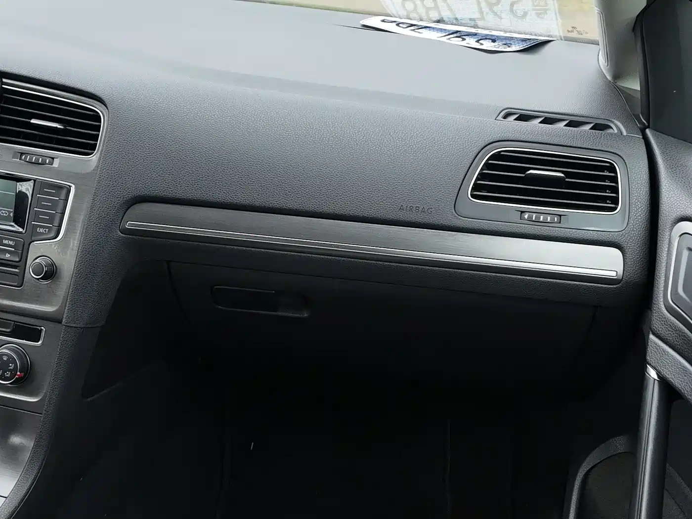 Volkswagen Golf 2014 1.6L Automatic Fashion Edition фото 25